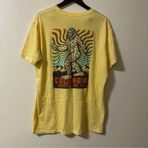 NWOT Men Columbia Sportswear CO. Oswalt Big Foot Back Graphic Yellow XL T-Shirt